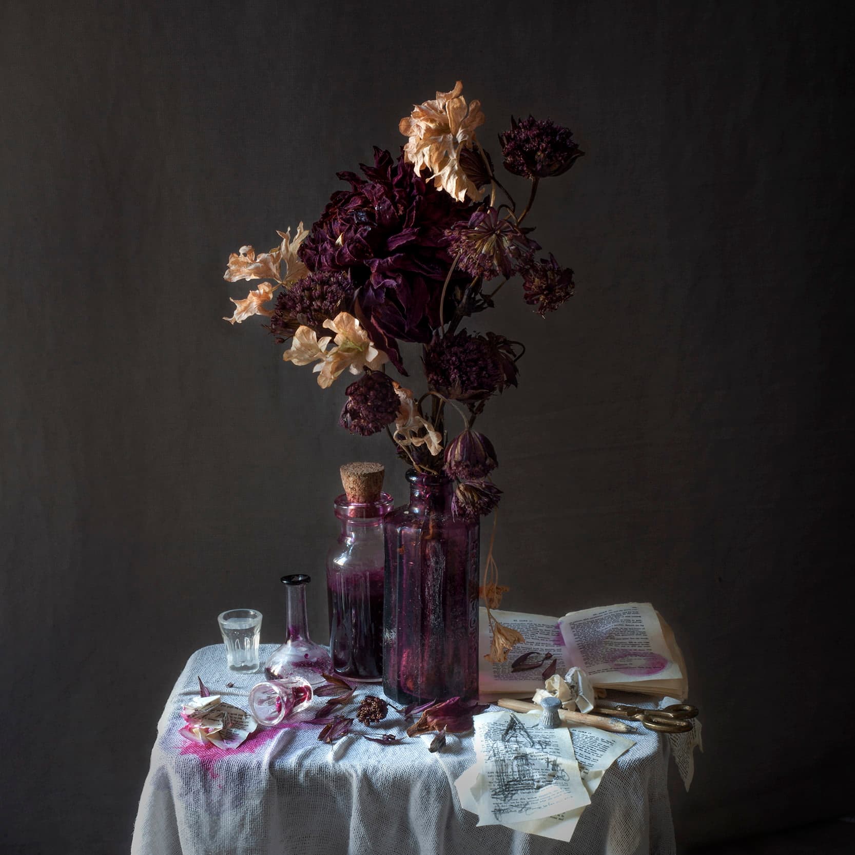 Vanitas III 2017, 66 × 66 cm / 30 × 30 cm